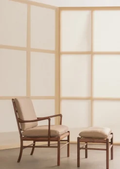 Carl Hansen & Søn OW149F Fodskammel til Colonial lænestol, eg olie, Terra-læder af Ole Wanscher Outlet