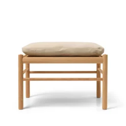 Carl Hansen & Søn OW149F Fodskammel til Colonial lænestol, eg olie, Terra-læder af Ole Wanscher Outlet