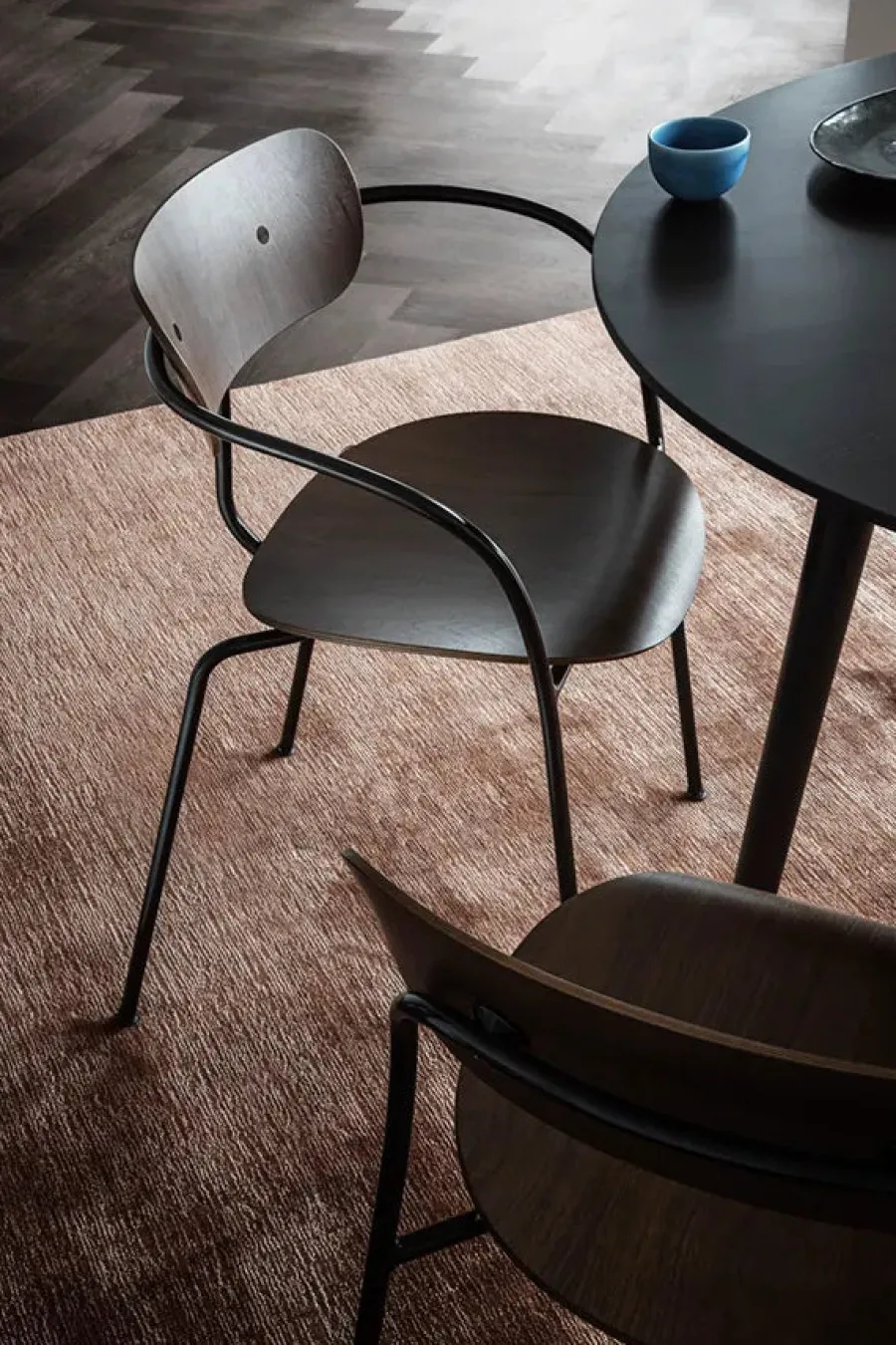 &Tradition Pavilion Stol AV1 fra Outlet