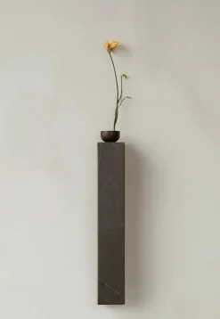 Audo Copenhagen Plinth Shelf Grey Kendzo marmor fra Clearance