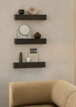 Audo Copenhagen Plinth Shelf Sand Kunis Breccia marmor fra New