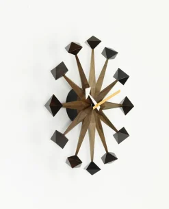 Vitra Polygon Clock fra New