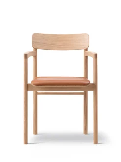 Fredericia Furniture Post Spisebordsstol, sædepolstret max 95 læder fra