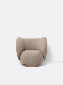Ferm Living Rico Lounge Chair, bouclé i sand fra Sale