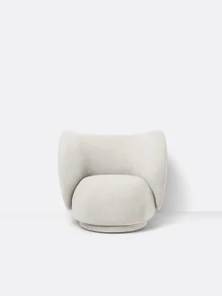Ferm Living Rico Lounge Chair, bouclé i sand fra Sale