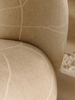 Ferm Living Rico Lounge Chair, bouclé i sand fra Sale