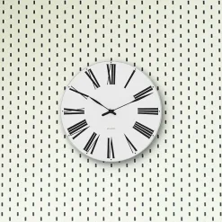 Arne Jacobsen Clocks Roman Vægur af Arne Jacobsen (Ø: 16) Best