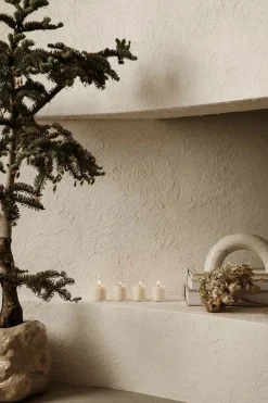 Ferm Living Scented Advent Candles fra