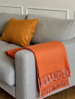 Silkeborg Uldspinderi Secret Plaid, coral/amber fra Clearance