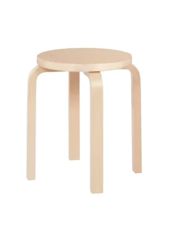 Artek Stool E60, lakeret birk fra Outlet