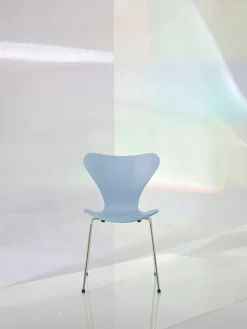 Fritz Hansen 70th Anniversary Edition 3107 Spisebordsstol, 7:14 AM Pink af Arne Jacobsen New