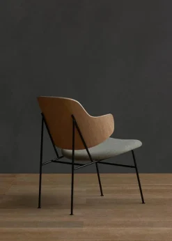 Audo Copenhagen The Penguin Lounge Chair, Polstret fra