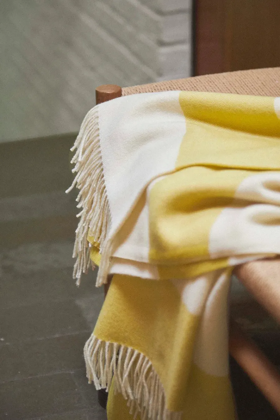 Silkeborg Uldspinderi The Sweater Plaid, golden yellow fra Online
