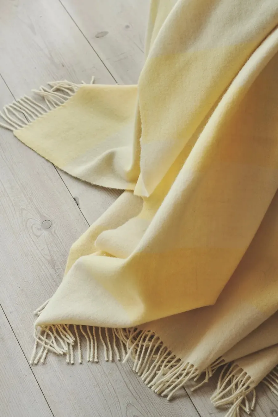 Silkeborg Uldspinderi The Sweater Plaid, golden yellow fra Online