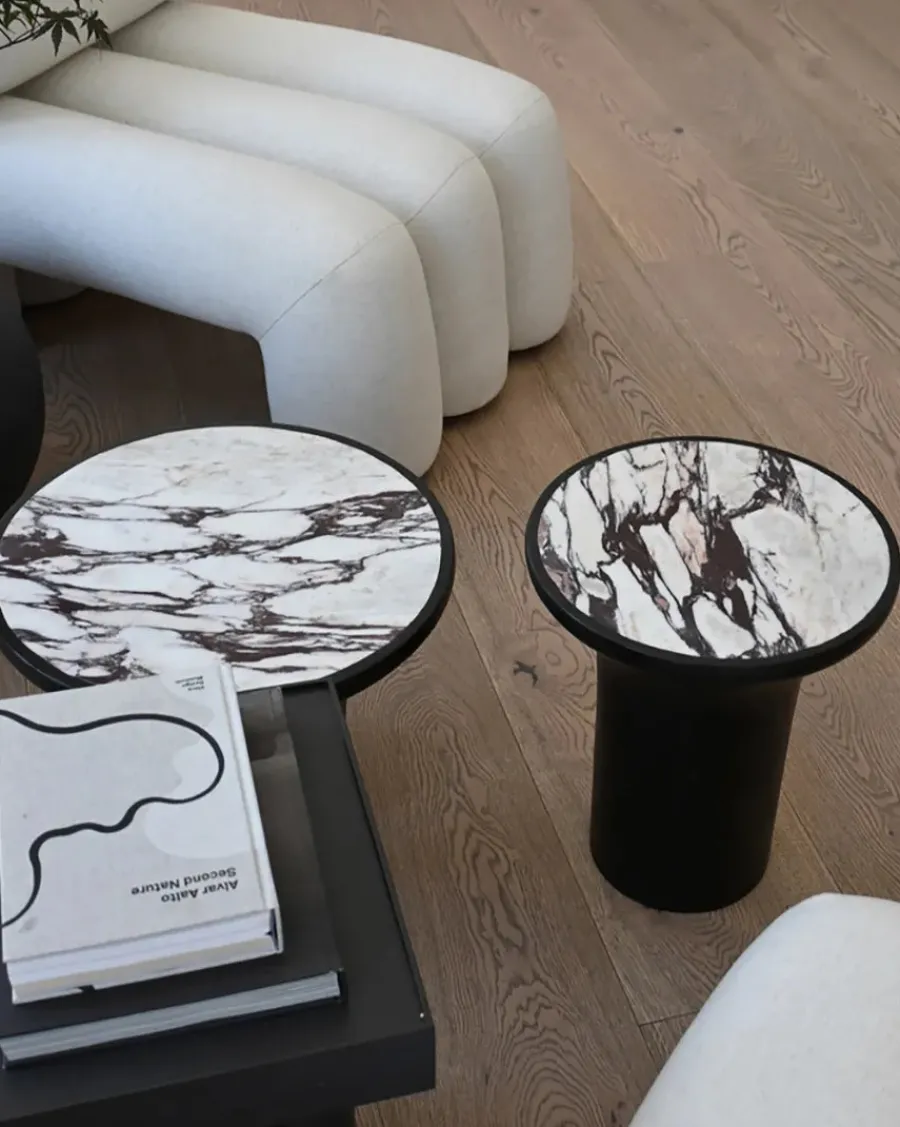 101 Copenhagen Trumpet Table, Tall fra New