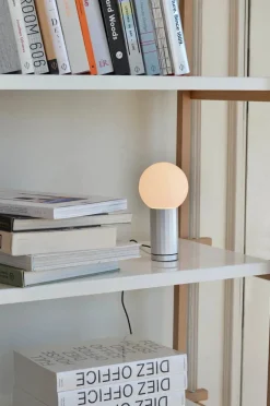 HAY Turn On bordlampe fra Outlet