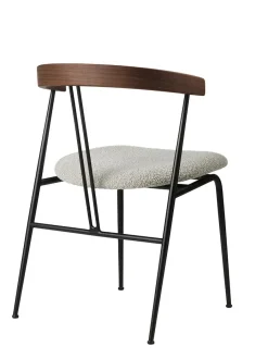 GUBI Violin Dining Chair, american walnut fra Sale