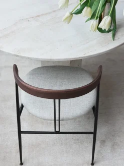 GUBI Violin Dining Chair, american walnut fra Sale