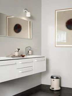Vipp 9 Sæbedispenser, Stainless Steel fra Hot