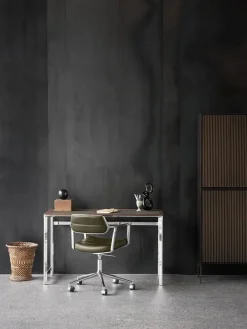 Vipp 453 Swivel+ Chair, bosco grøn læder fra Clearance
