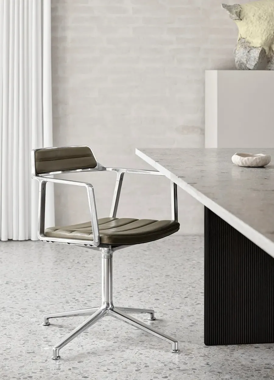 Vipp 452 Swivel Chair, bosco grøn læder fra Discount