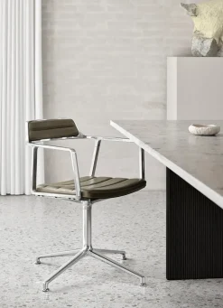 Vipp 452 Swivel Chair, camel læder fra Online