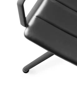 Vipp 452 Swivel Chair, curly edition fra Outlet
