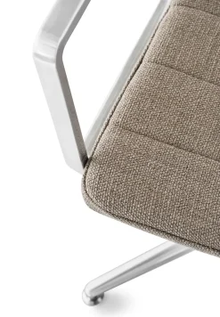 Vipp 452 Swivel Chair, curly edition fra Outlet