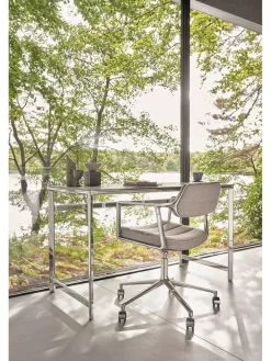 Vipp 453 Swivel+ Chair, dark sand tekstil fra Hot