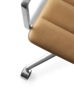 Vipp 452 Swivel Chair m/hjul, camel læder fra Clearance