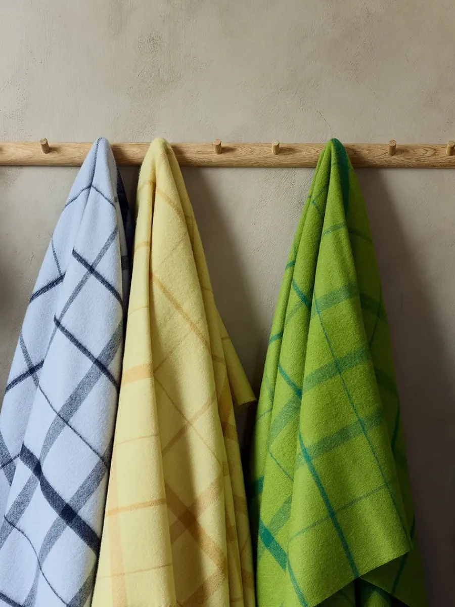 Silkeborg Uldspinderi Warp & Weft Plaid, concrete/midnight fra Outlet