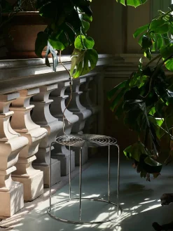&Tradition Wire Stool VP11 af Verner Panton