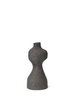 Ferm Living Yara Vase Medium, rustic iron fra Clearance