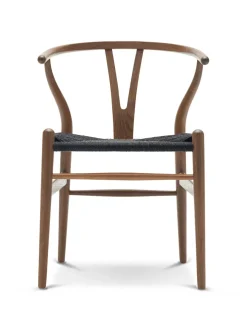 Carl Hansen & Søn Y-stol CH24, Eg røget olie med sort flet af Hans J. Wegner Clearance