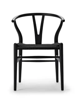 Carl Hansen & Søn Y-stol CH24 Soft Black med sort flet af Hans J. Wegner Clearance