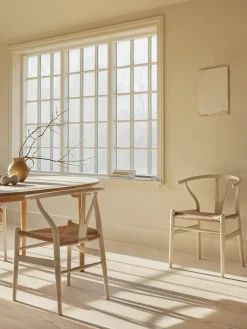 Carl Hansen & Søn Y-stol CH24 Soft Olive Green af Hans J. Wegner Online