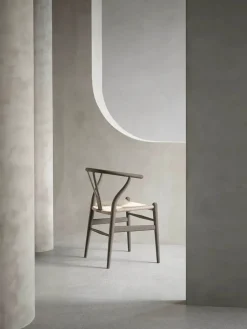Carl Hansen & Søn Y-stol CH24 Soft Red Brown af Hans J. Wegner New
