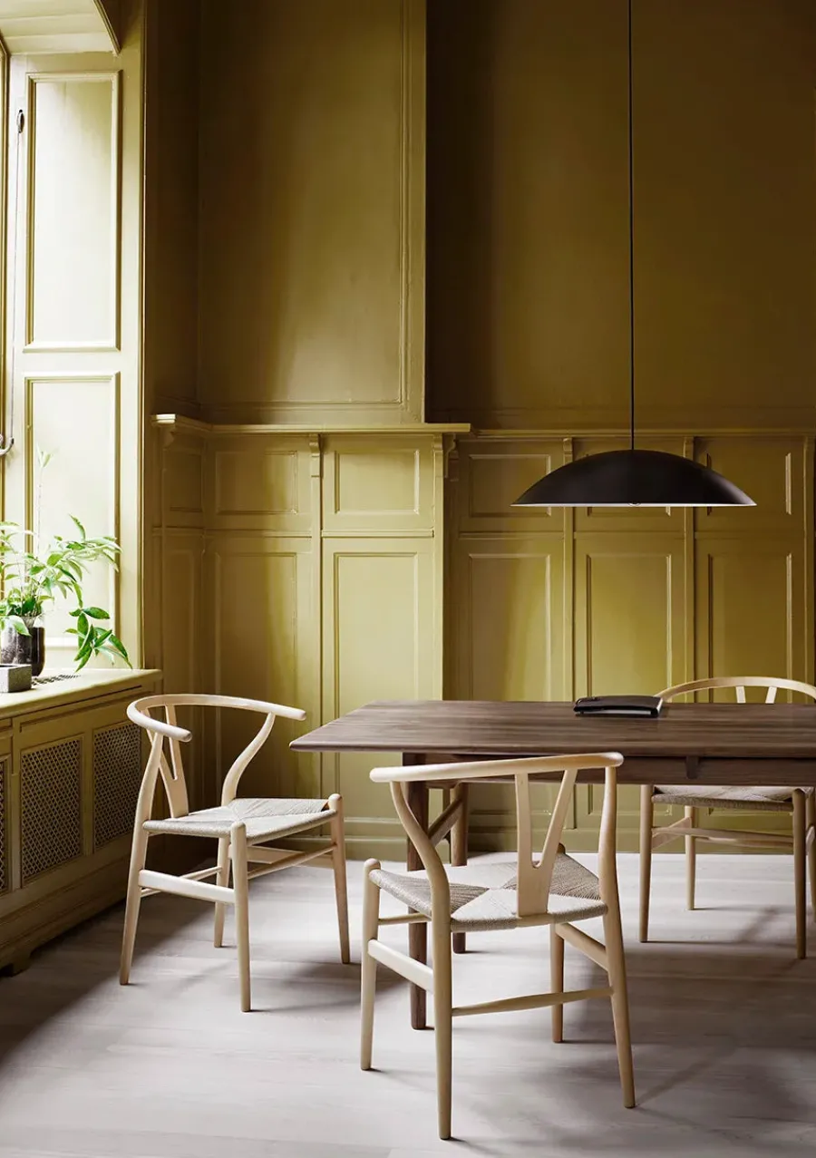 Carl Hansen & Søn Y-stol CH24, sort bøg af Hans J. Wegner Best