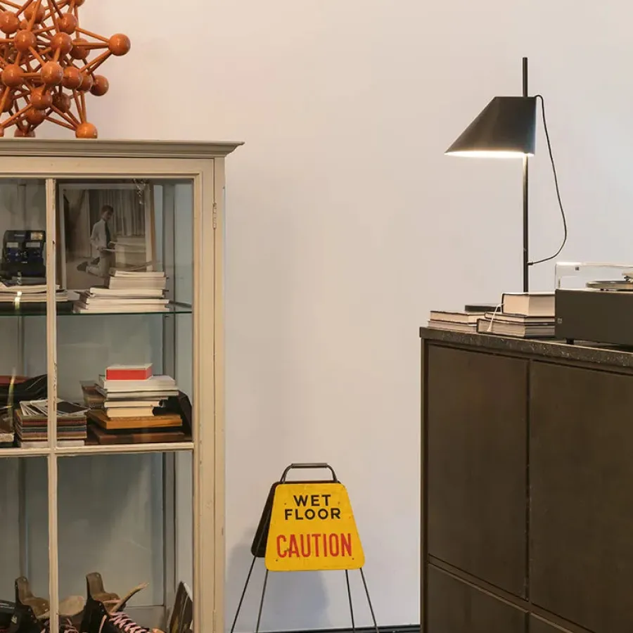 Louis Poulsen Yuh bordlampe fra Online